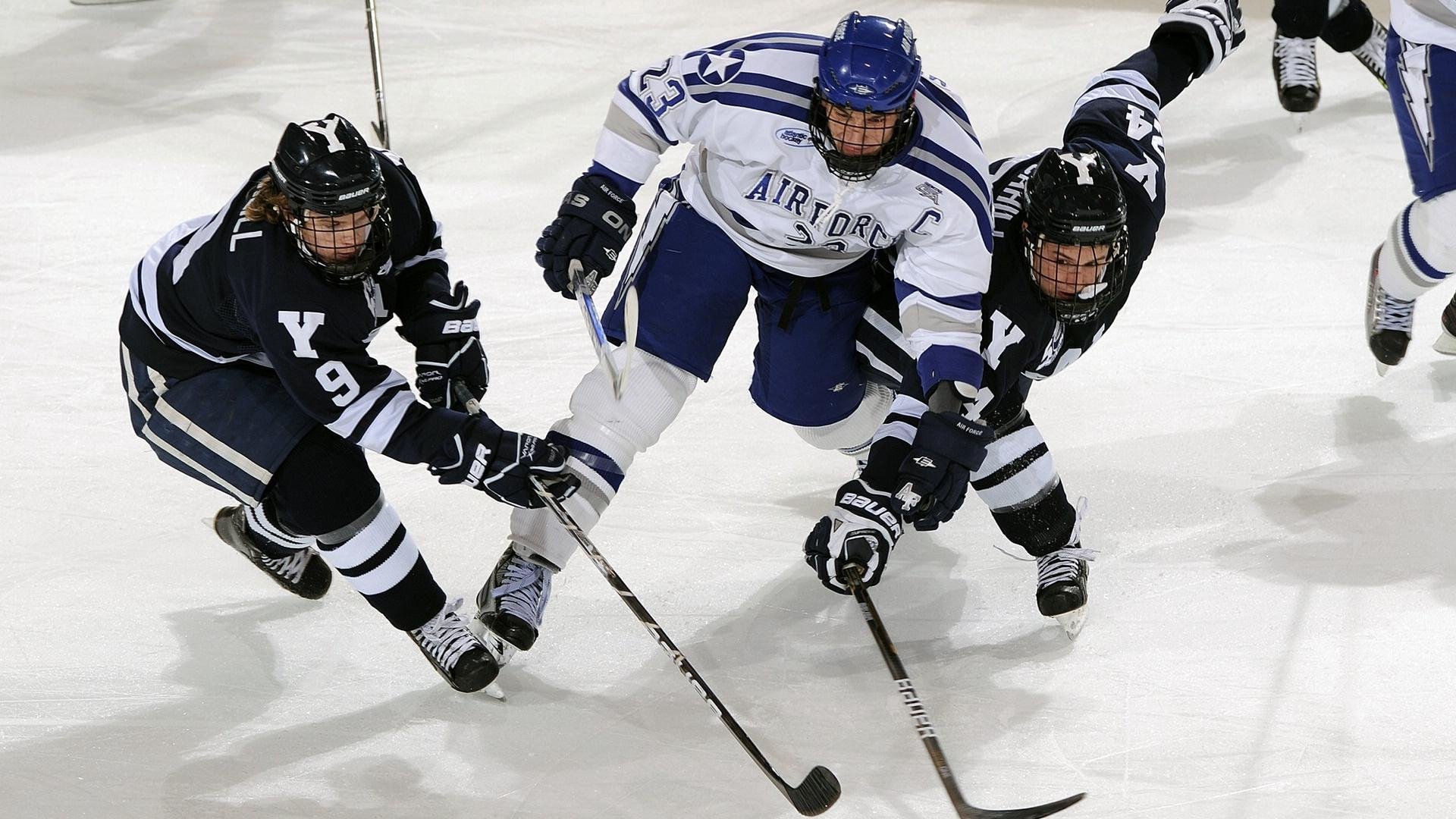 欧冠十六强：巴黎3比0完胜多特 首次零争议挺进四分之一决赛